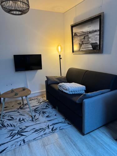 Barbatre Apartment | Appartement cosy face à la basilique Saint Remi