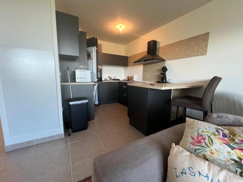 Evian-les-Bains Apartment | Appartement cosy avec jardin et parking à Évian - FR-1-498-105