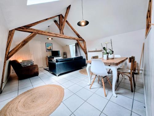 Auxerre Apartment | Appartement Cozy - Dernier Étage - Parking Auxerre