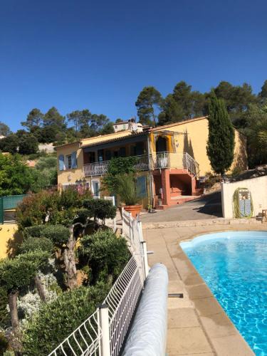 Belgentier Apartment | Appartement dans la colline