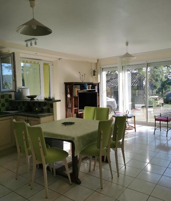 Saint-Affrique Apartment | Appartement dans maison individuelle LE CAYLUS BAS