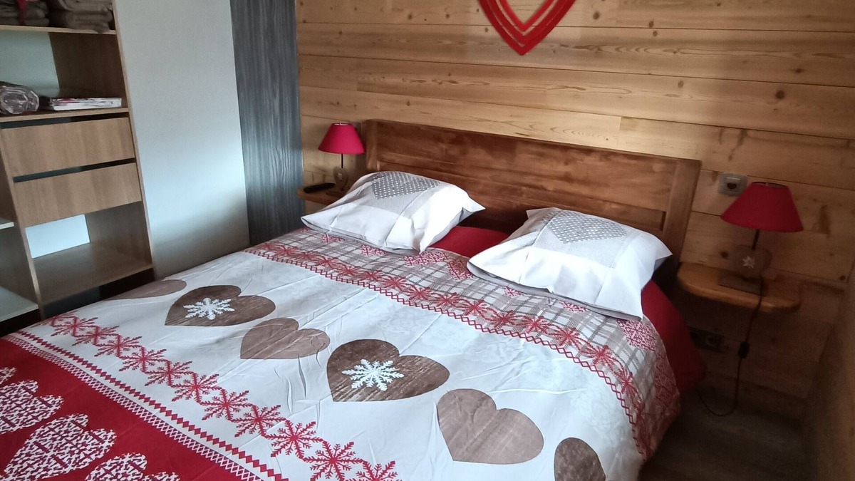 Saint-Girod House | Appartement Dans Maison. Calme et Reposant