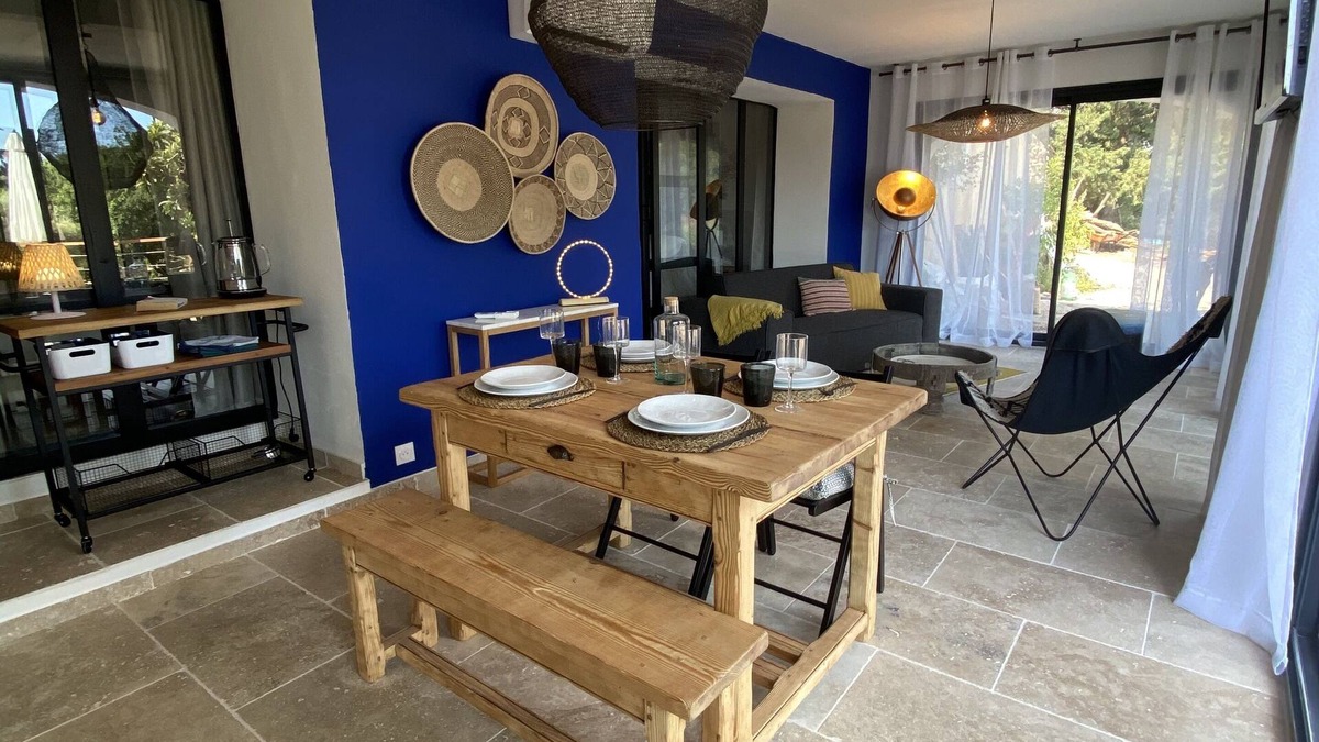 Grimaud House | Appartement de Charme Neuf, en Pleine Nature Avec Piscine Privative Chauffée