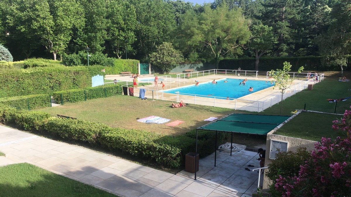 Sud Apartment | Appartement en Résidence Privé Avec Piscine Aix en Provence