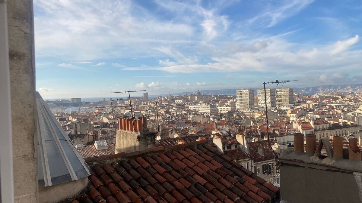 Noailles Apartment | Appartement en Plein Centre Avec Grande Terrasse et vue de Rêve