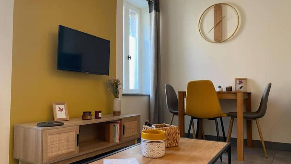 Castres Apartment | Appartement en Rez-de-chaussée Avec Parking Privé