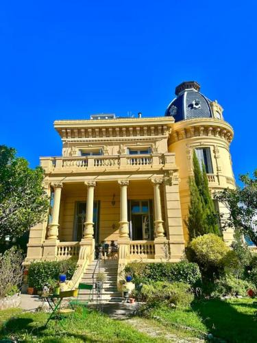 Le Piol Apartment | Appartement exceptionnel belle époque avec grande terrasse plein sud