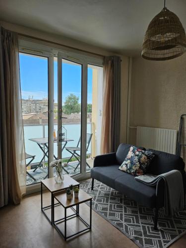 Quartier Centre Ville Apartment | Appartement F3 - Calme, meublé et chaleureux
