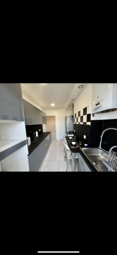 Chanot - Stade Velodrome Apartment | Appartement face velodrome