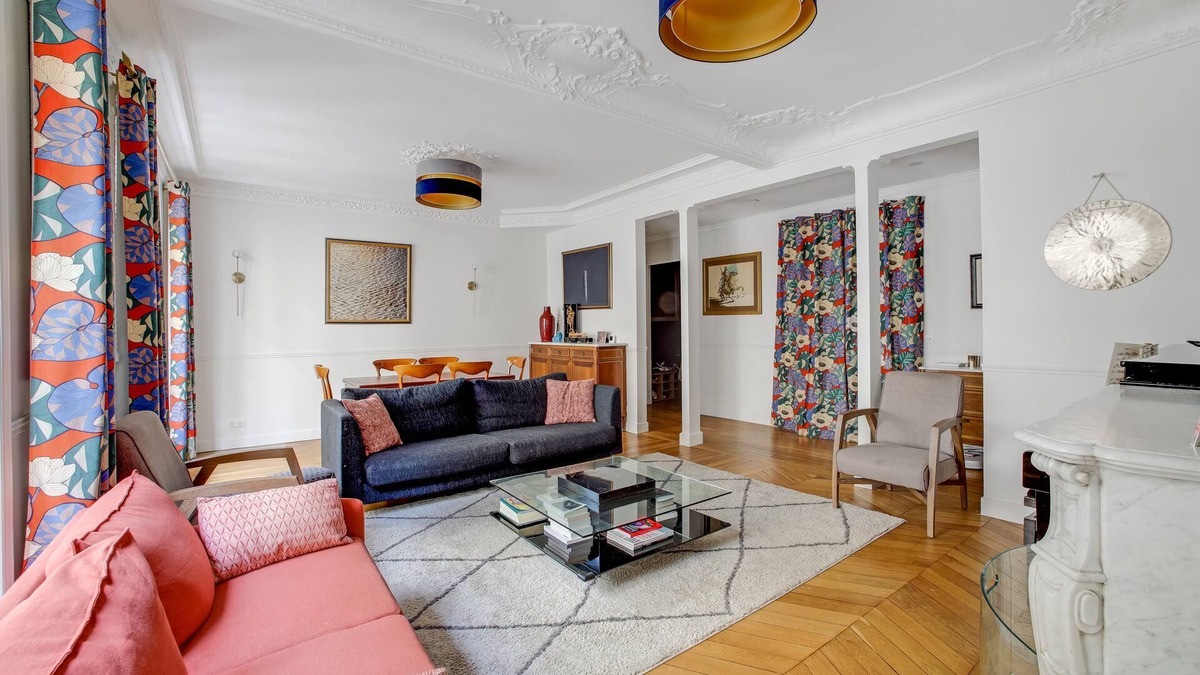 Quartier de l'Ecole-Militaire Apartment | Appartement Familial Derrière les Invalides