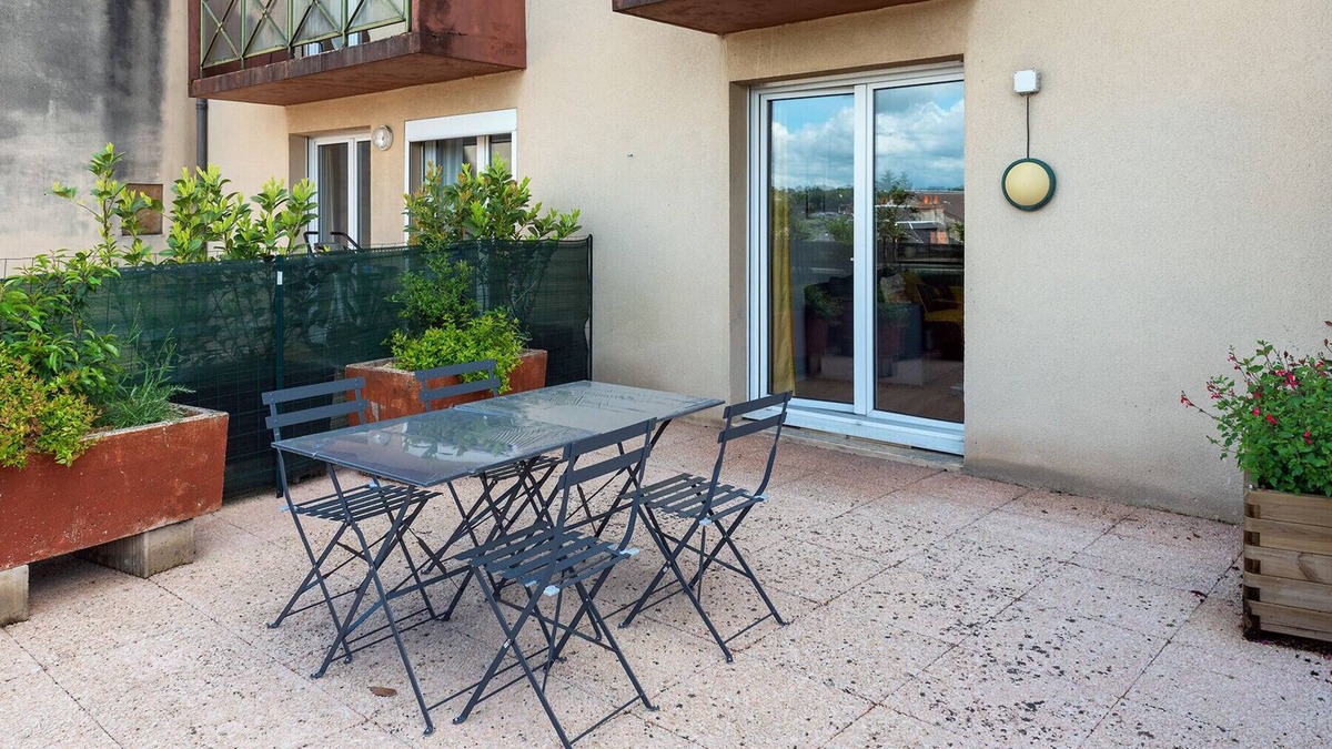 Brive-la-Gaillarde Apartment | ★ Appartement Lumineux ★ Garage ★ Terrasse