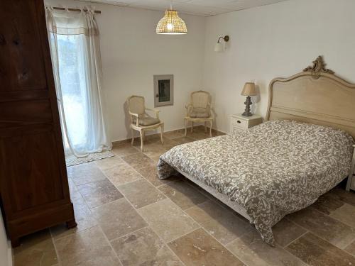 Mirabel-aux-Baronnies Apartment | Appartement provençal