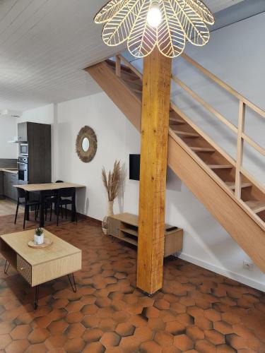 Villeneuve-la-Comptal Apartment | Appartement refait à neuf