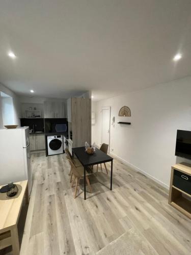 Le Teil Apartment | Appartement(g)T2 bien aménagé !