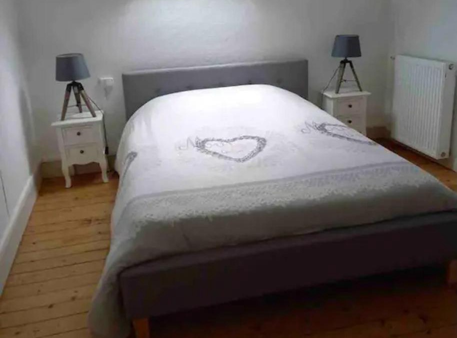 Milly-la-Foret Apartment | Appartement Hypercentre de Milly