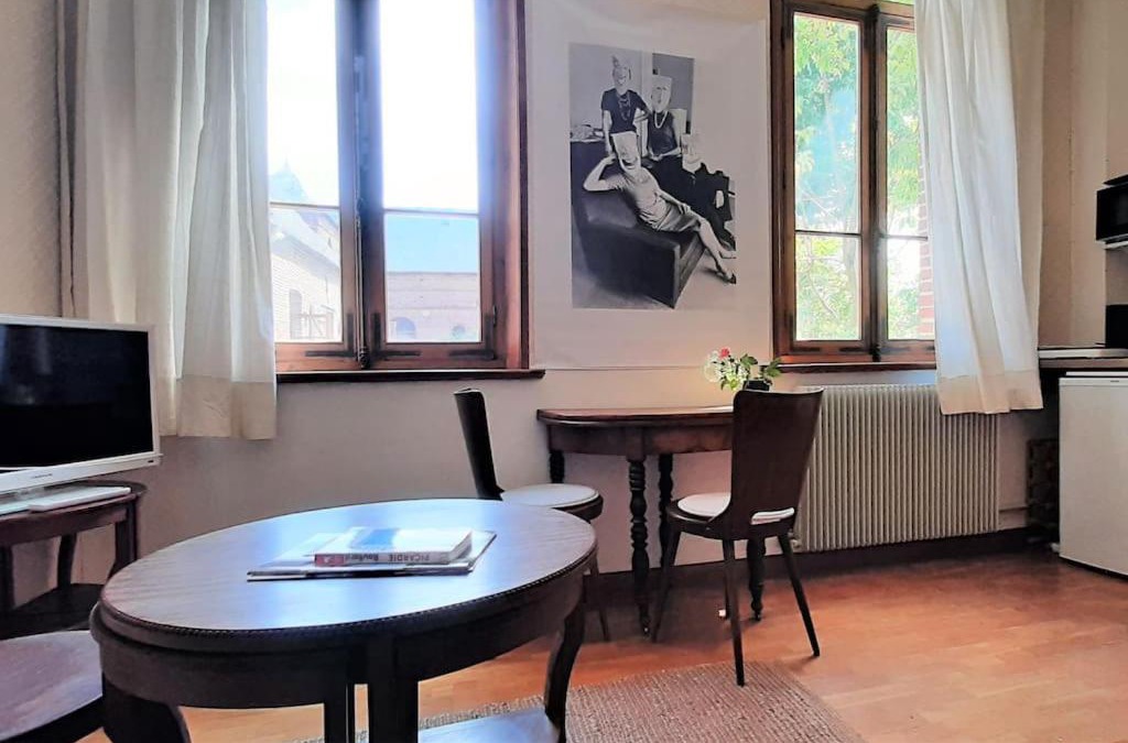 Beauquesne Apartment | appartement indépendant dans Maison-atelier