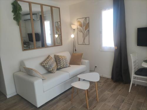 Cap d'Agde Apartment | Appartement JADE dans résidence proche Tennis/centre naturiste