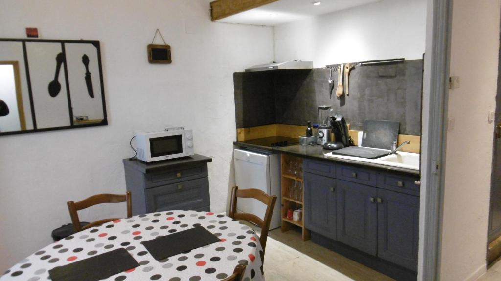 Barbentane Apartment | Appartement LE COURS