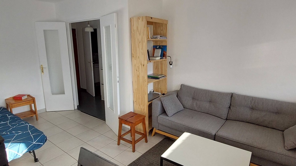 Gaillard Apartment | Appartement Lumineux au Calme Avec Balcon Tout Proche de Genève