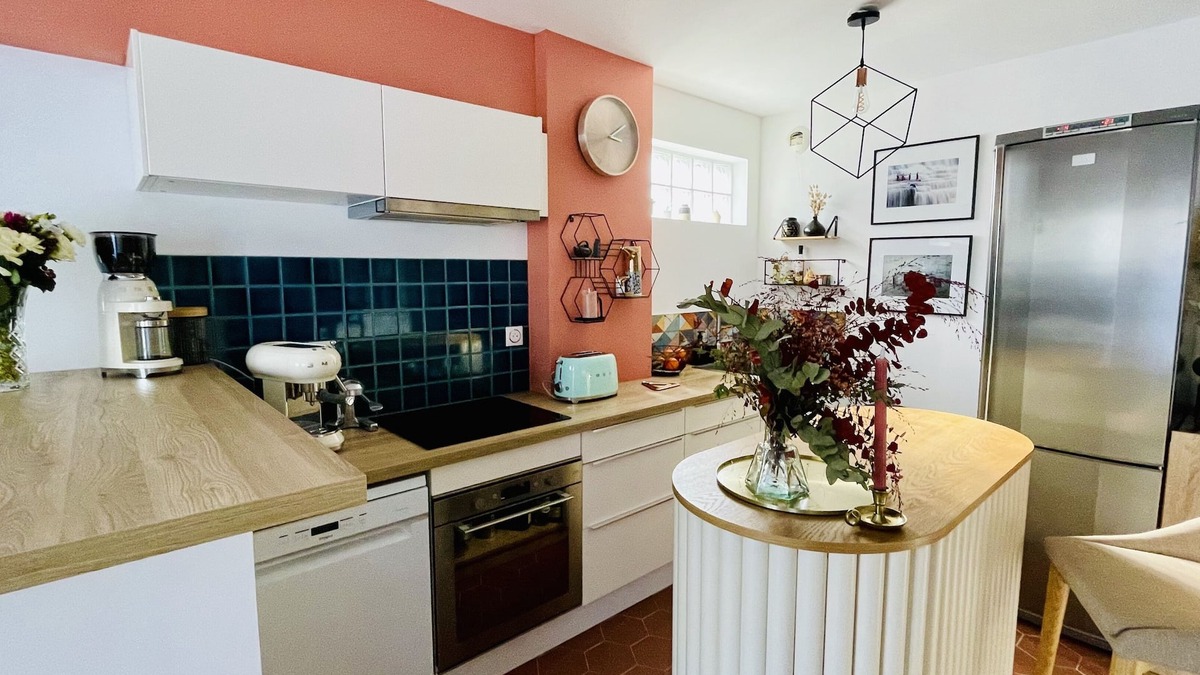Jardin des plantes Apartment | Appartement Lumineux, Dernière Étage, Traversant Avec Deux Balcons