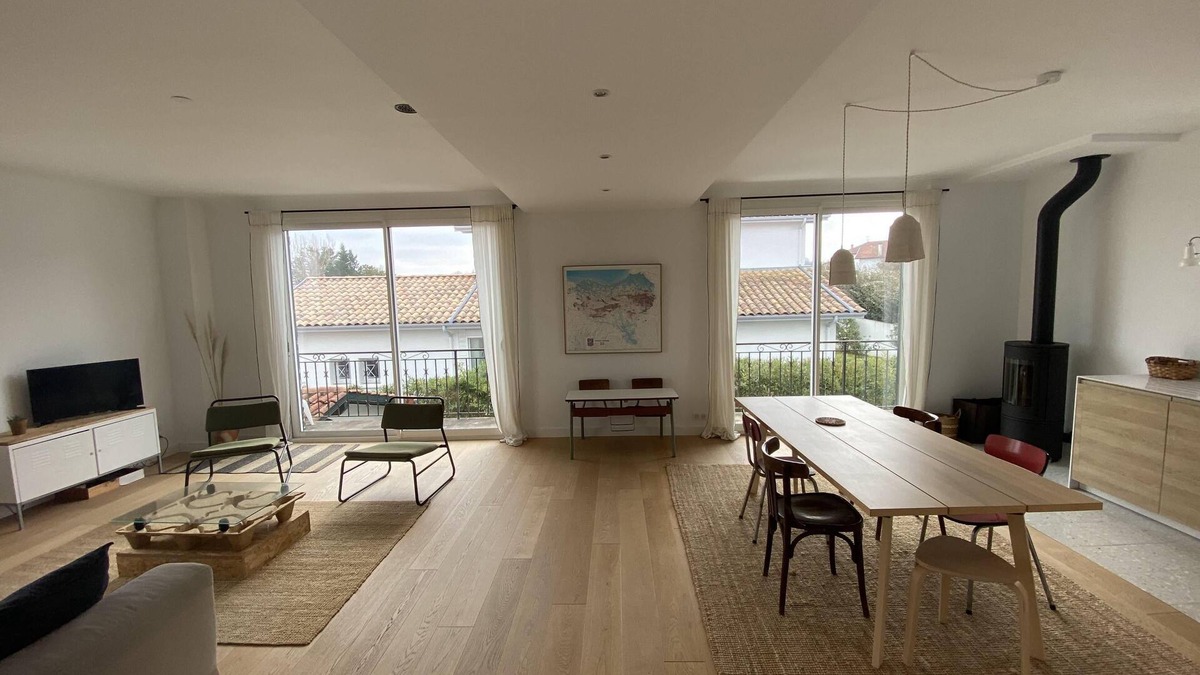 Ahetze Apartment | Appartement Lumineux Entre Océan et Campagne Basque - Jardin Privatif