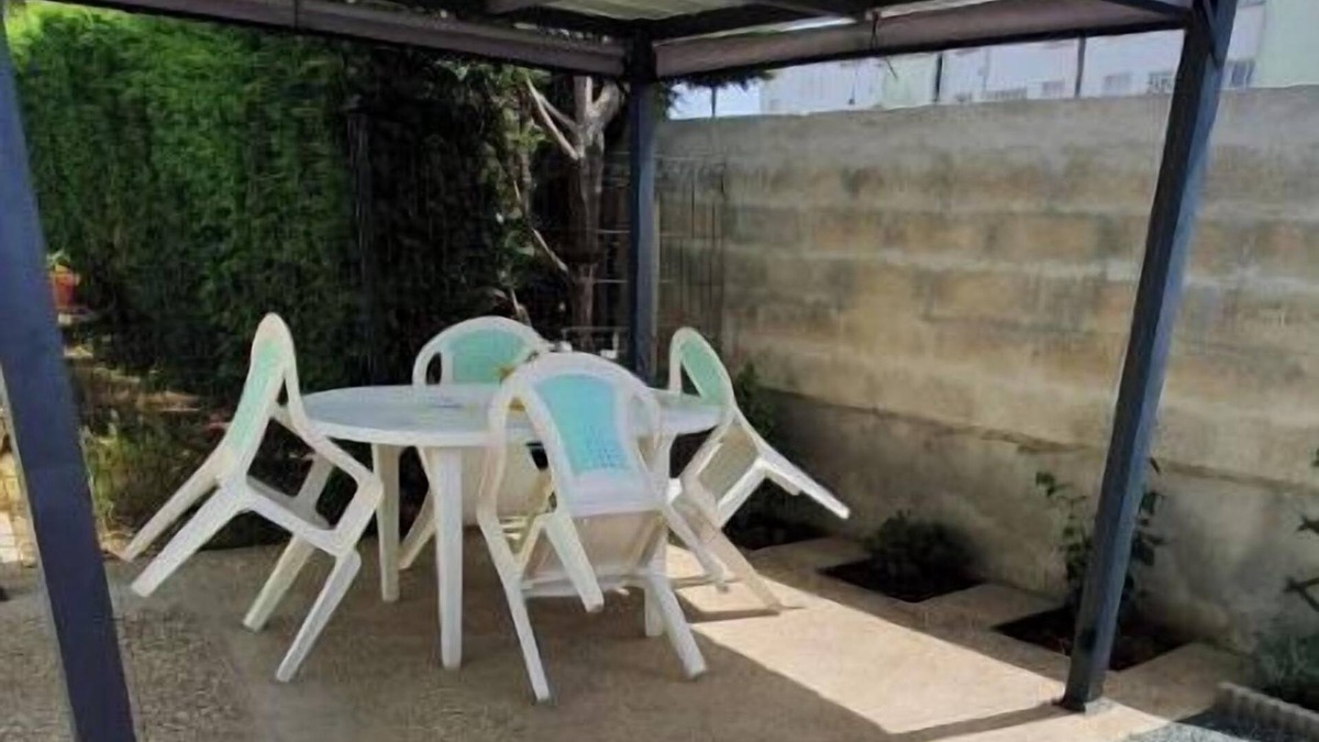 Tonnay-Charente Apartment | Appartement Mitoyen, Commerces à Proximité, à 5 km Cure Thermale de Rochefort