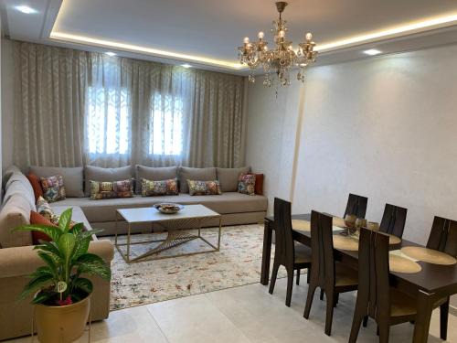Les Amicales Apartment | Appartement moderne avec vue panoramique