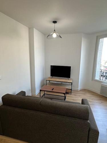 Gennevilliers Apartment | Appartement Moderne
