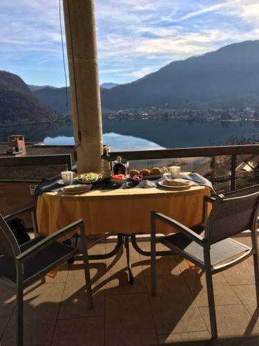 Ponte Tresa Apartment | Appartement Novotna