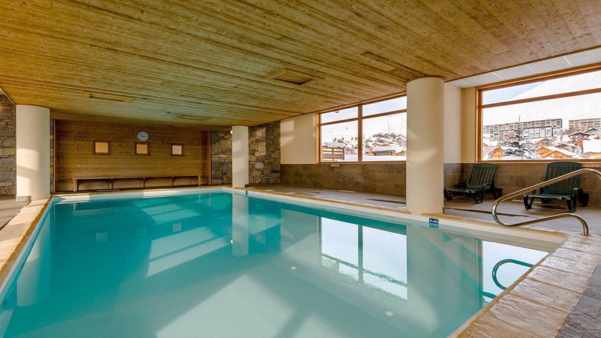 La Toussuire Condo | Appartement près des pistes! Piscine + Sauna