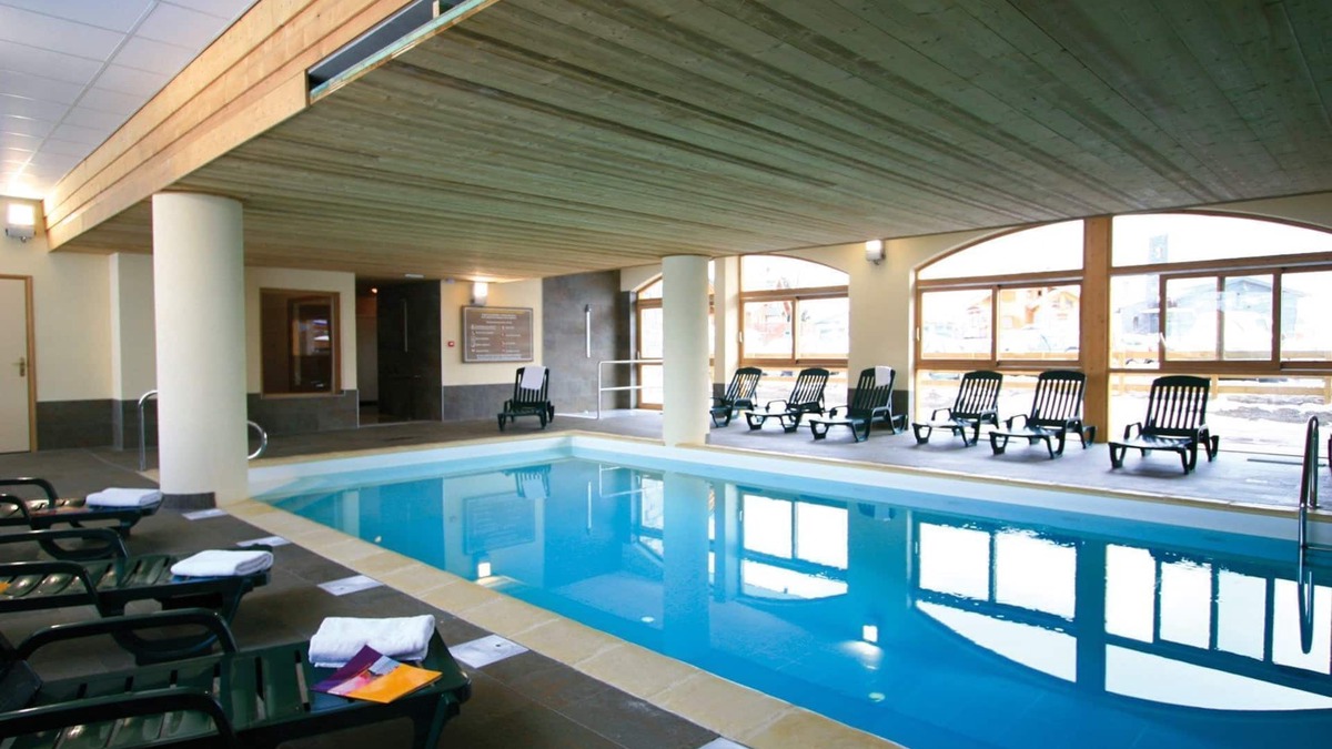 La Toussuire Condo | Appartement près des pistes! Piscine + Sauna