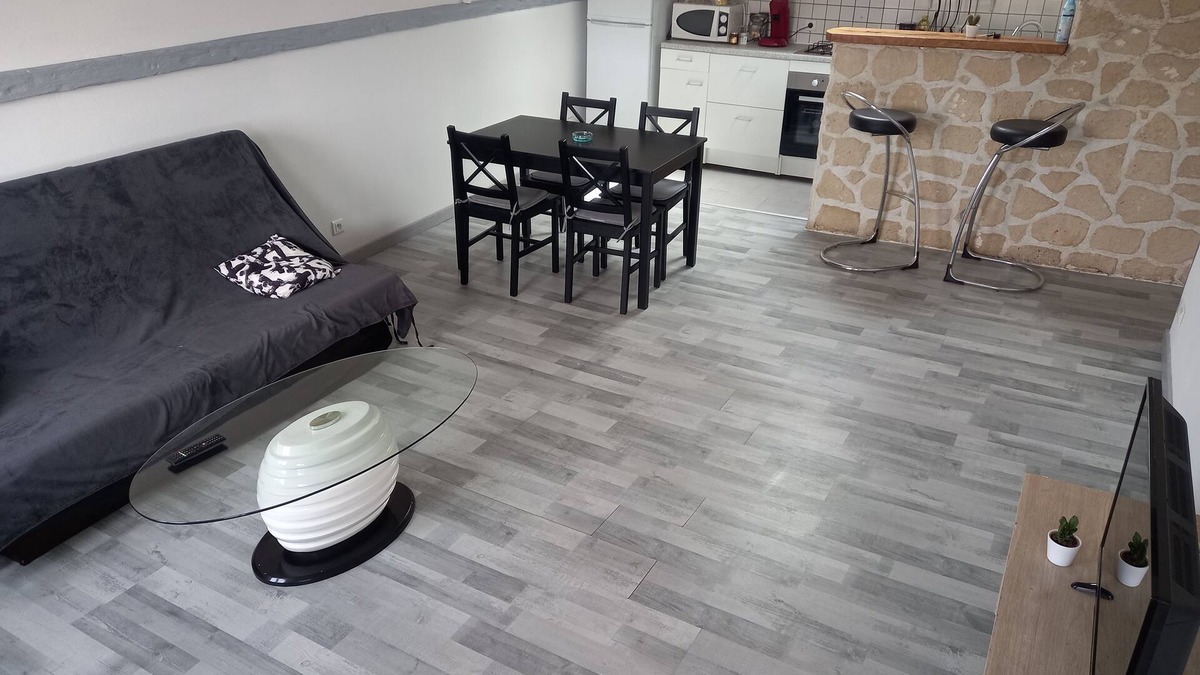 Decize Apartment | Appartement Proche de la Loire et ses Canaux Ainsi de son Port