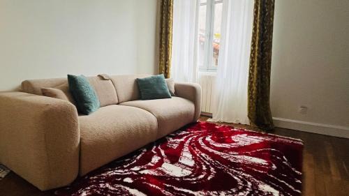 Parthenay Apartment | Appartement Quartier Jardin Public