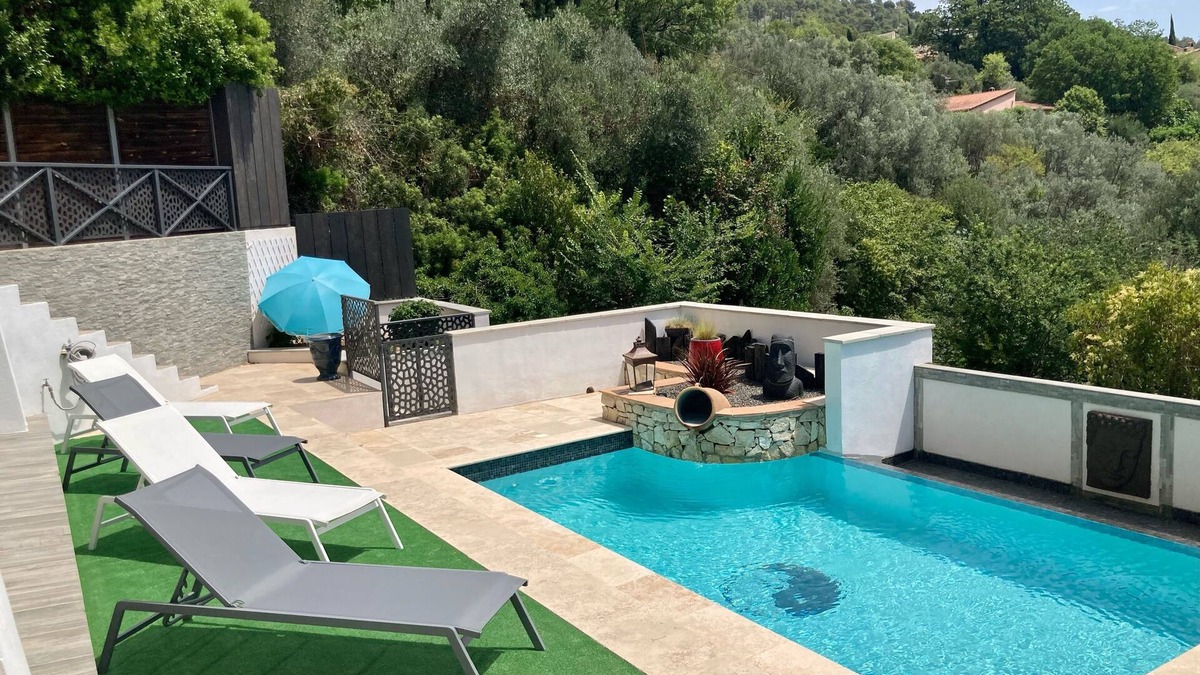 Draguignan Cabin | Appartement rez de Villa Dans Quartier Calme a Cinq Minutes du Centre