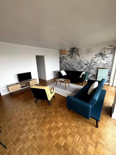 Petit-Ivry Apartment | Appartement spacieux à 5 min de Paris