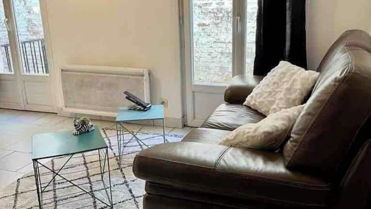 Anatole France Danton Apartment | Appartement Spacieux Proche de la Gare