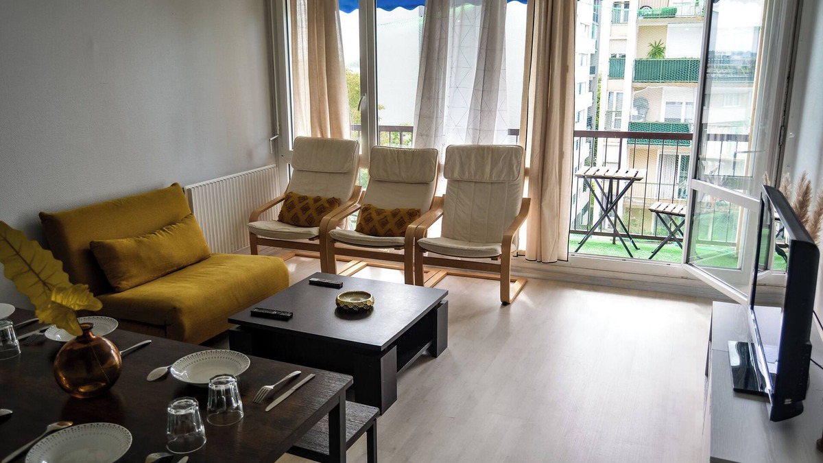 Sevran Apartment | Appartement spacieux proche de Paris et l'aéroport Charles De Gaulle