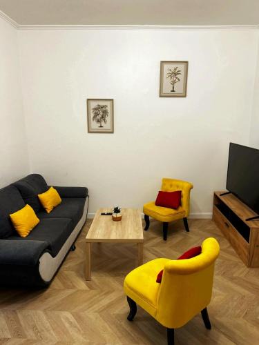 Bourges Apartment | Appartement T2 avec terrasse proche cathédrale
