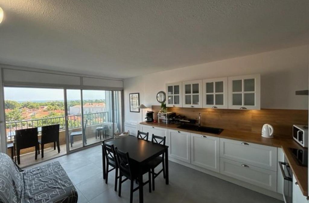 Argeles Plage Apartment | Appartement T2 cabine avec parking sécurisé à 200m de la plage - FR-1-388-178