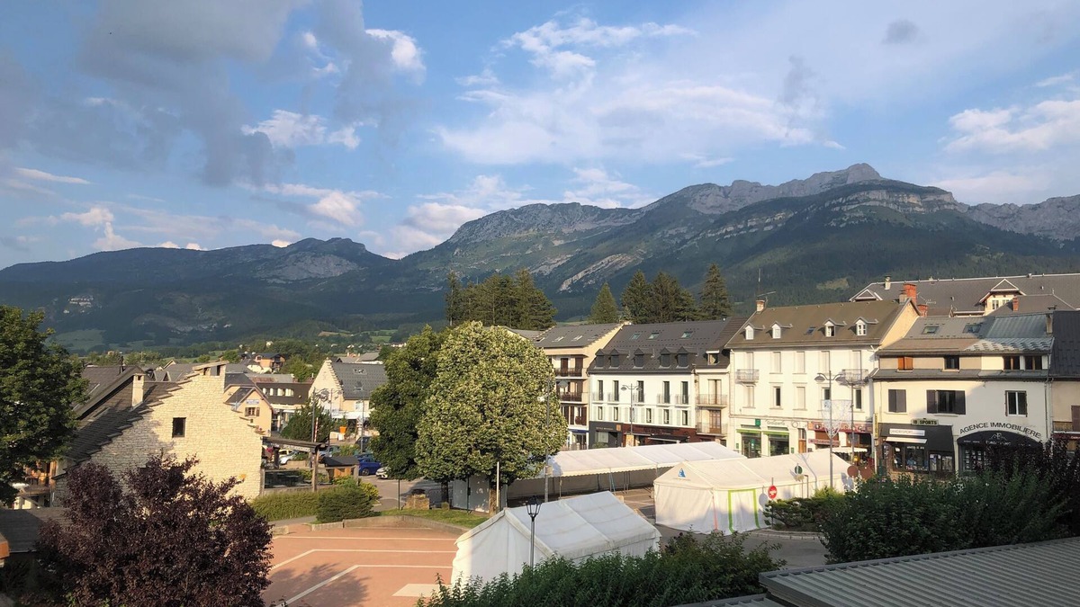Villard-de-Lans Apartment | Appartement T2 Centre Village . Lumineux