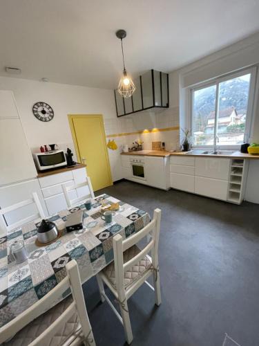 Tarascon-sur-Ariege Apartment | Appartement Tarascon sur Ariège