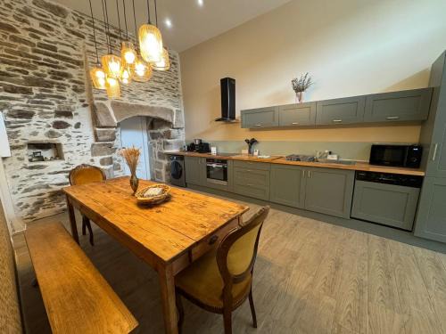 Plouneventer Apartment | Appartement, terrasse de plain-pied
