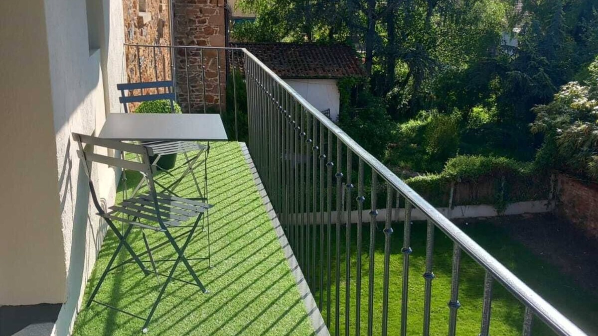 Bourg-de-Thizy Apartment | Appartement Tour Équipé 4 Personnes Proche Tous Commerces