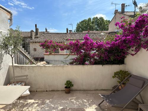 Aigues-Mortes Medieval City Apartment | Appartements 3 étoiles terrasse ou patio intra-muros