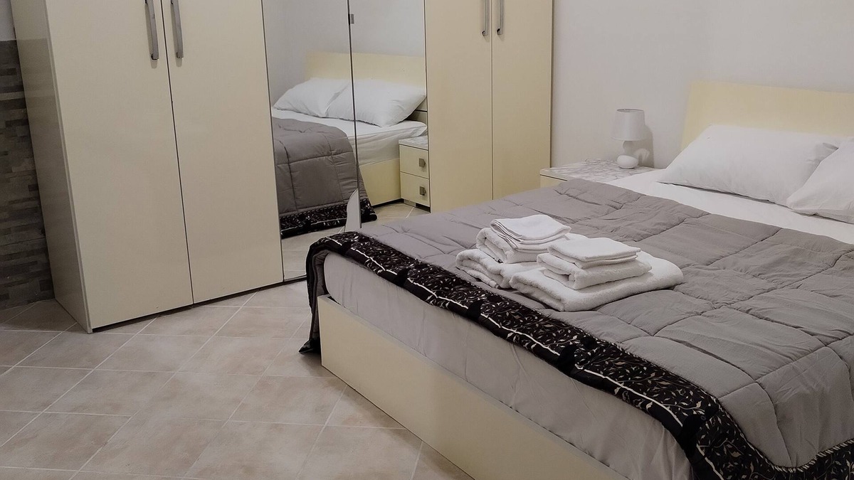 Torre Angela Apartment | Appartment for small family with king bed, in Rome city, near metro station