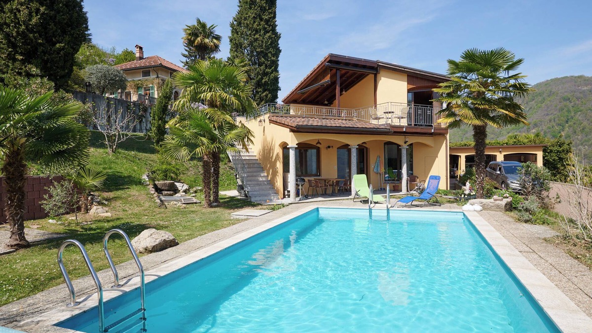 Pura Apartment | Appartment in Pura Ticinonfamily friendly nwith pool and big garden