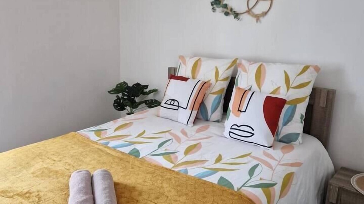 Orleans Apartment | Appartment- Near Train Station - Free Parking