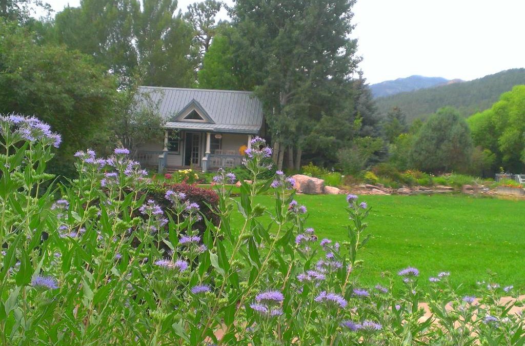Hermosa Bed & Breakfast | Apple Orchard Inn