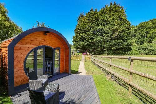 Ford House | Apple Pod