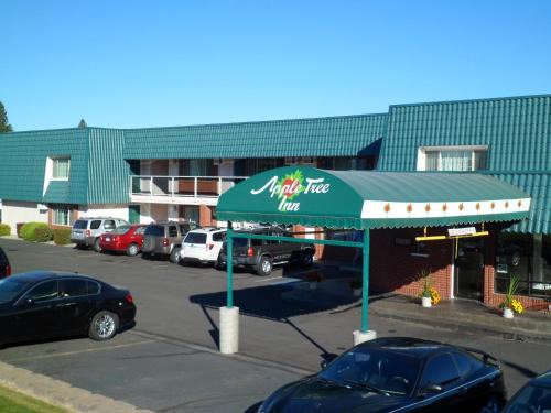North Spokane Hotel | Apple Tree Inn